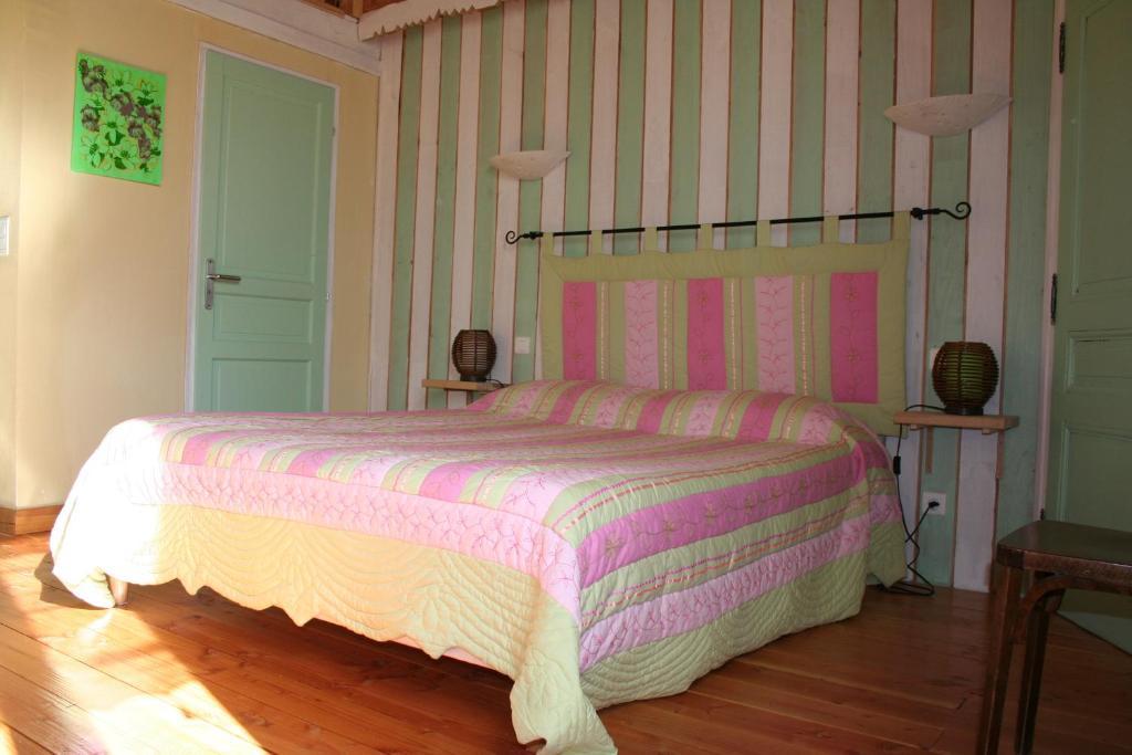 Chambres D'Hotes La Cime Beaujolaise Poule-les-Echarmeaux Номер фото